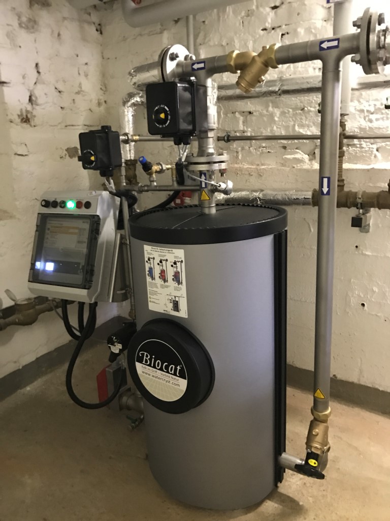 Nachhaltige Alternative zur Entkalkungsanlage - BIOCAT im Vergleich